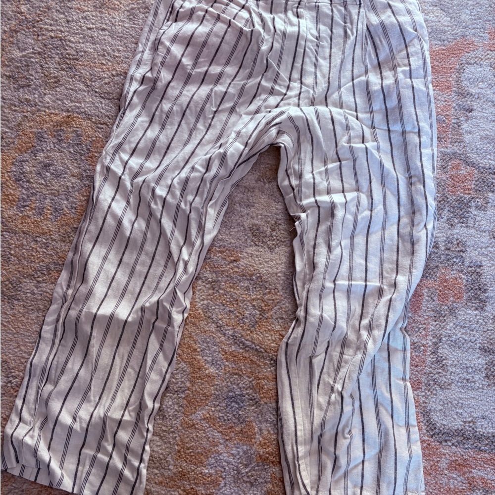 Old Navy Linen Striped White and Black Trousers petite large.
